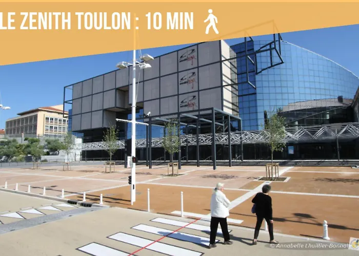 Short Time Centre 4 Check-in Auto Toulon