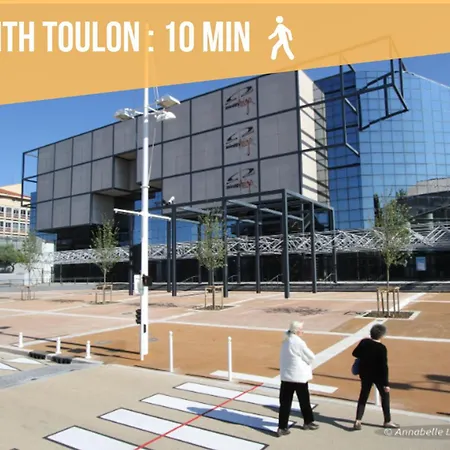 Short Time Centre 4 Check-in Auto Toulon