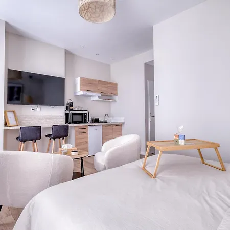 Short Time Centre 4 Check-in Auto *